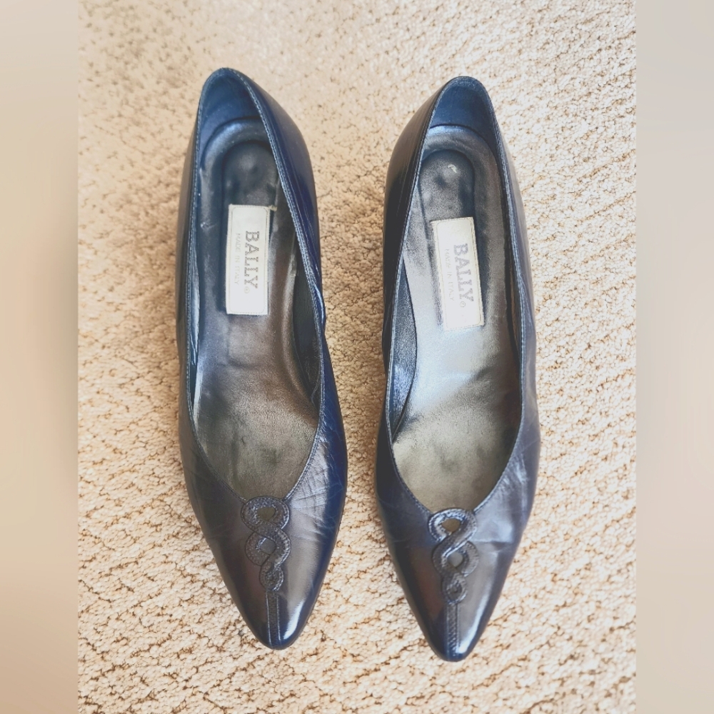 Bally Black Leather Kitten Heels Women's Size 10 Made In Italy Vintage Elegance
